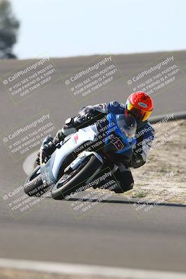 media/Nov-02-2025-Lets Ride (Sun) [[f7a3caa734]]/B Group/1220pm (Turn 2 Outside)/